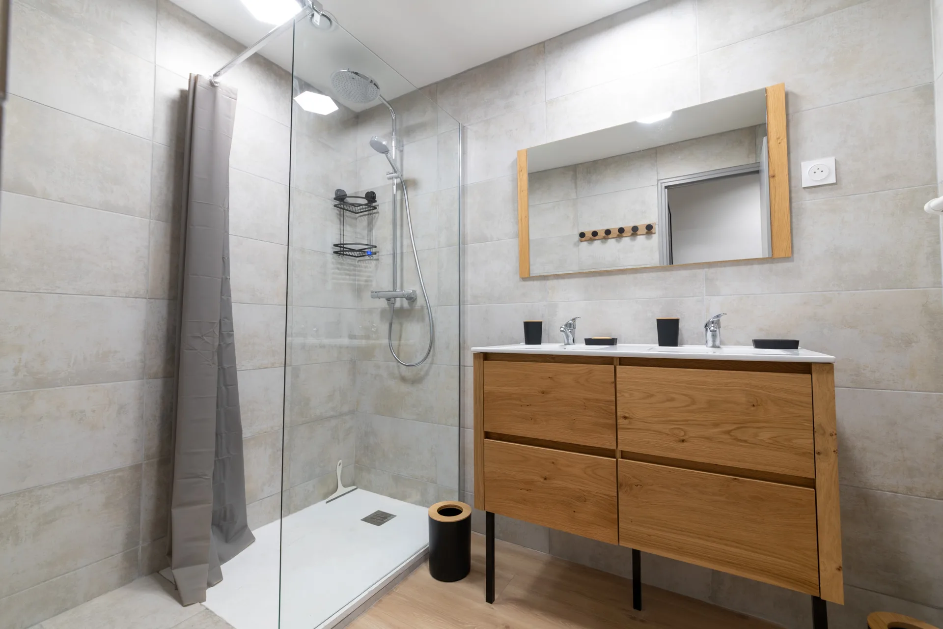 Colocation à Avignon : Plus qu'une chambre dispo dans colocatio (photo 5/5)