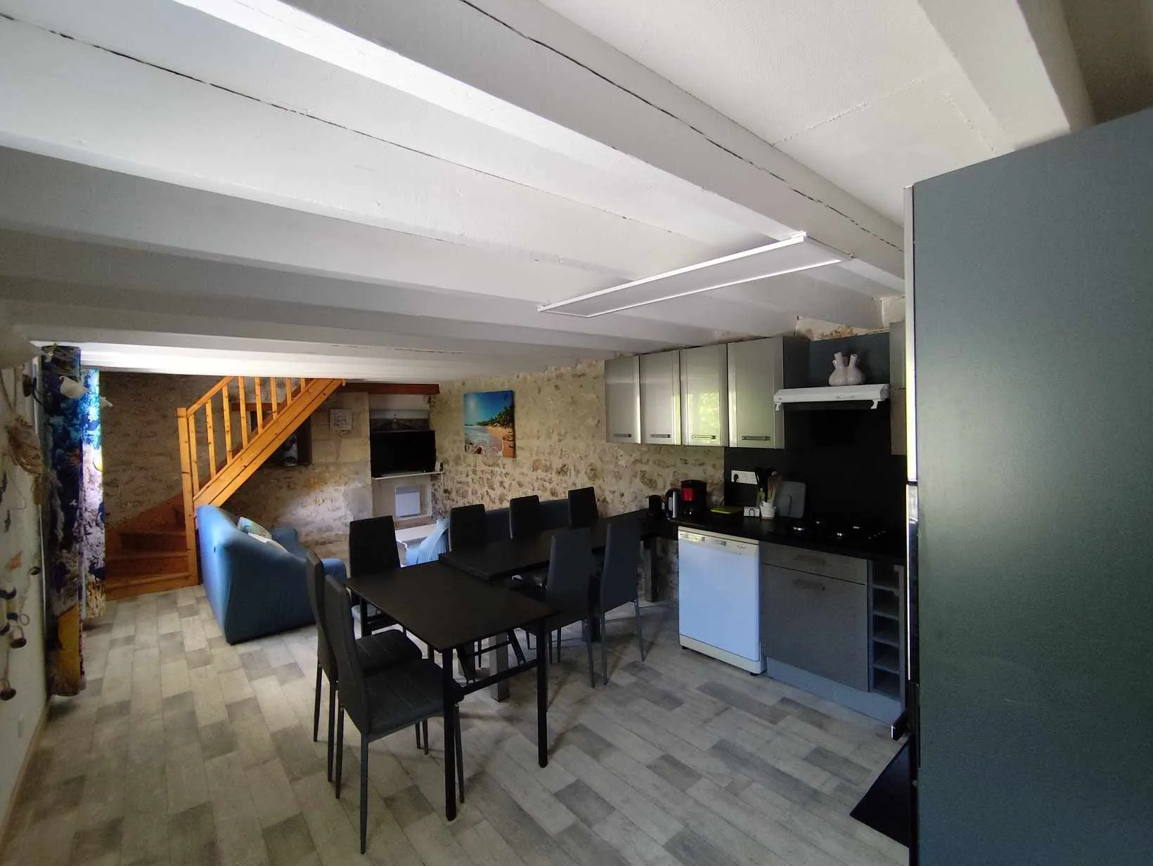Maison meublée à louer – 3 chambres